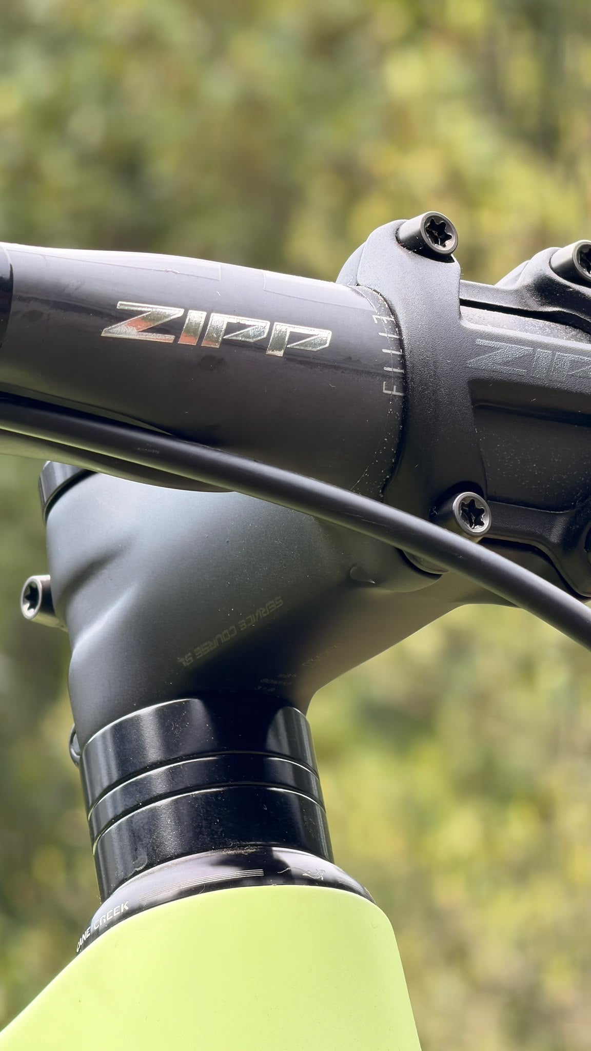 Rover Force XPLR - XL Glow Bug - Media Bike